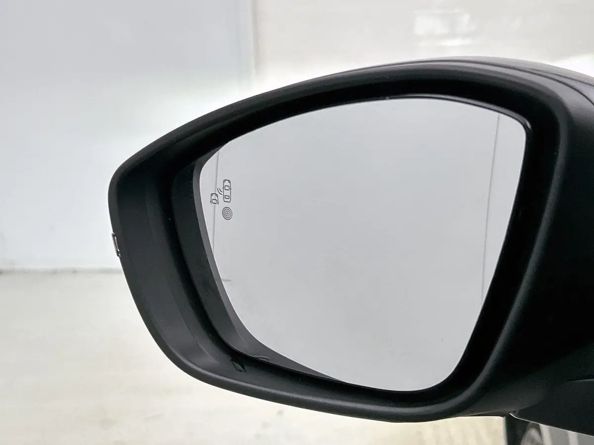 1.2 Hybrid Allure 110pk Automaat | 8 JAAR GARANTIE | Navigatie | 360 Camera | Cruise Control | 16"LMV | Dodehoekdetectie | Draadloze telefoonlader | Apple Carplay/Android Auto |