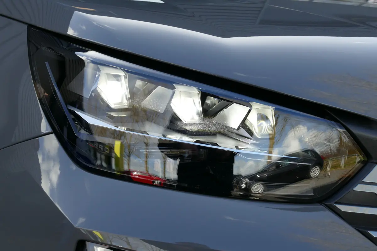 EV 156PK 54KWH GT AUTOMAAT / NAVI / CLIMA / CAMERA V+A / 17"LMV / SOH 97% / KEYLESS / FULL-LED / PDC / ADAPT. CRUISECONTROL / 1E EIGENAAR / SCHITTERENDE STAAT !!