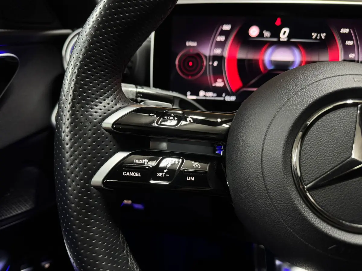 300 e AMG Line |C63 look|Pano|Leder|Keyless|Sfeerv