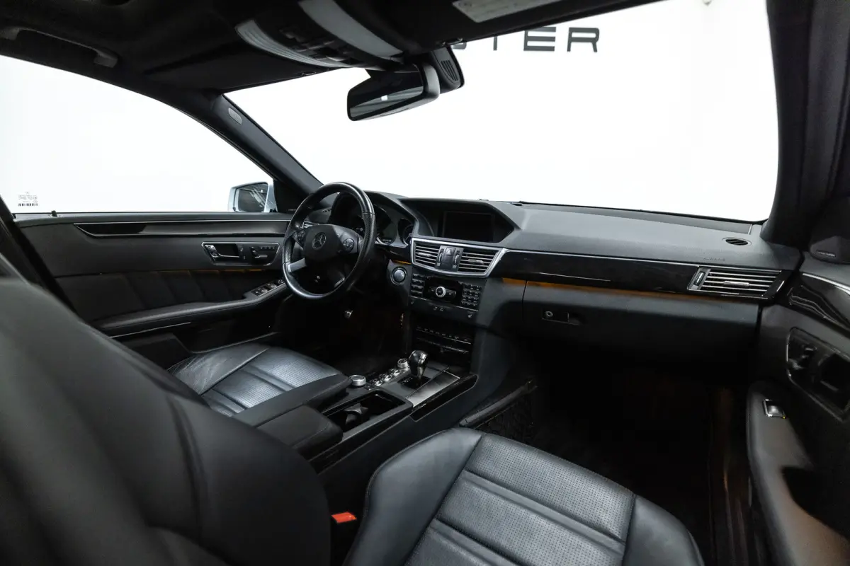 AMG 63 Fiscale waarde € 12.000,- Dealer auto