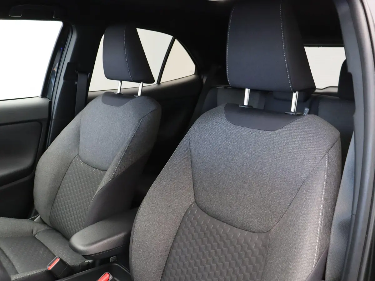 1.5 Hybrid 130 Dynamic | Stoelverwarming | Stuurwielverwarming | Apple Carplay & Android Auto |
