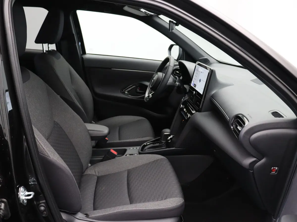 1.5 Hybrid 130 Dynamic | Stoelverwarming | Stuurwielverwarming | Apple Carplay & Android Auto |