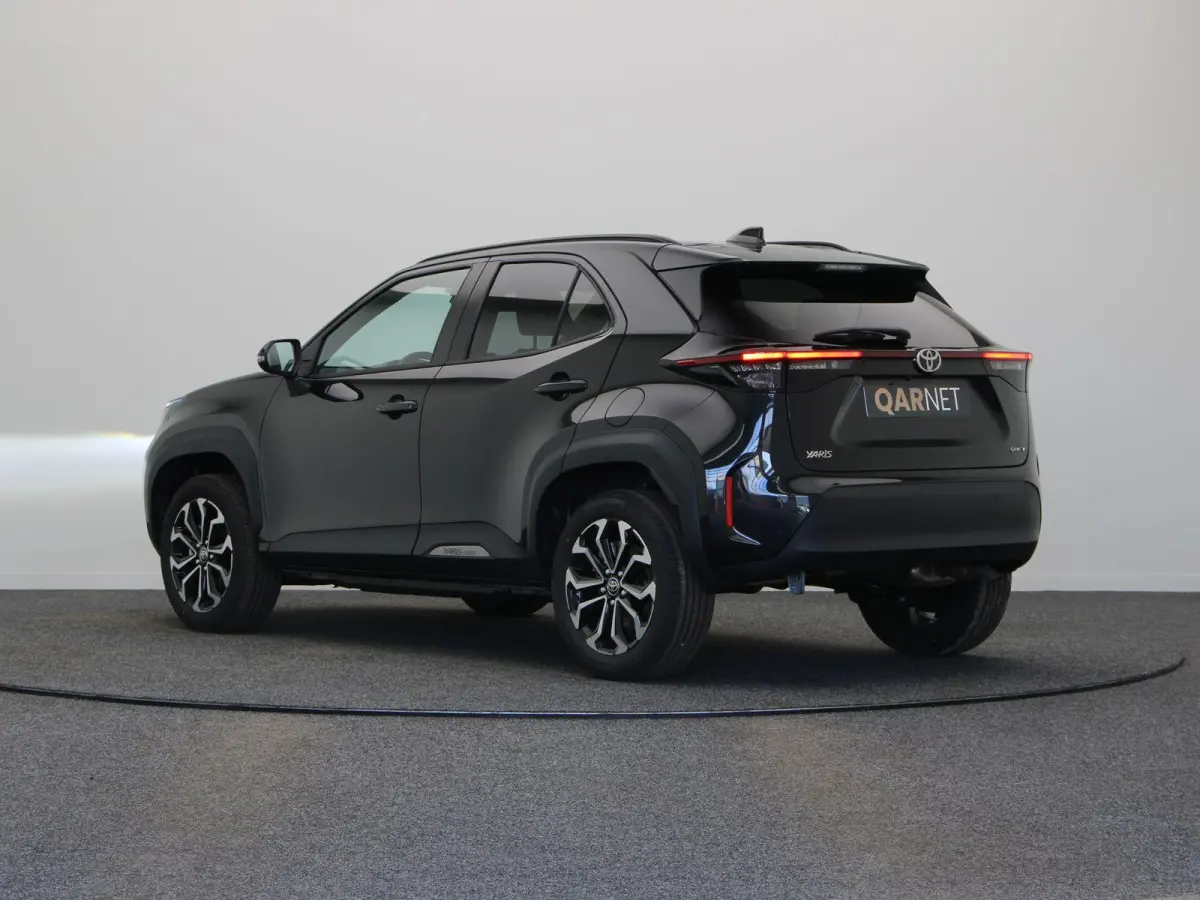 1.5 Hybrid 130 Dynamic | Stoelverwarming | Stuurwielverwarming | Apple Carplay & Android Auto |