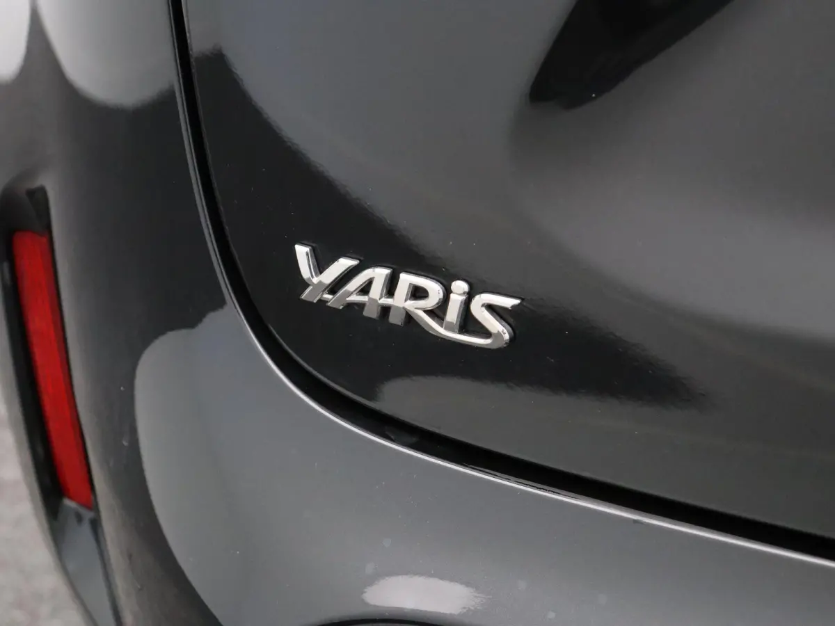1.5 Hybrid 130 Dynamic | Stoelverwarming | Stuurwielverwarming | Apple Carplay & Android Auto |