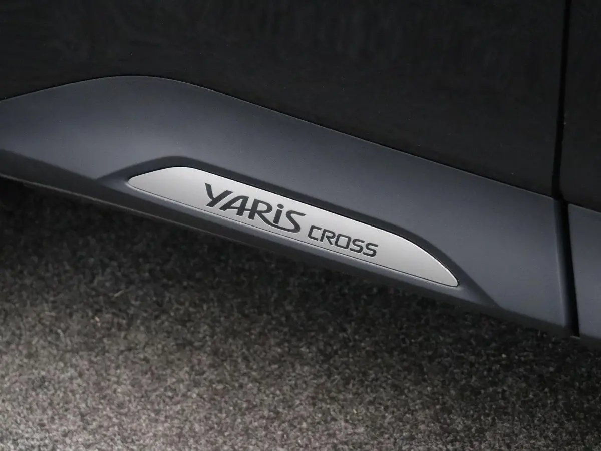 1.5 Hybrid 130 Dynamic | Stoelverwarming | Stuurwielverwarming | Apple Carplay & Android Auto |