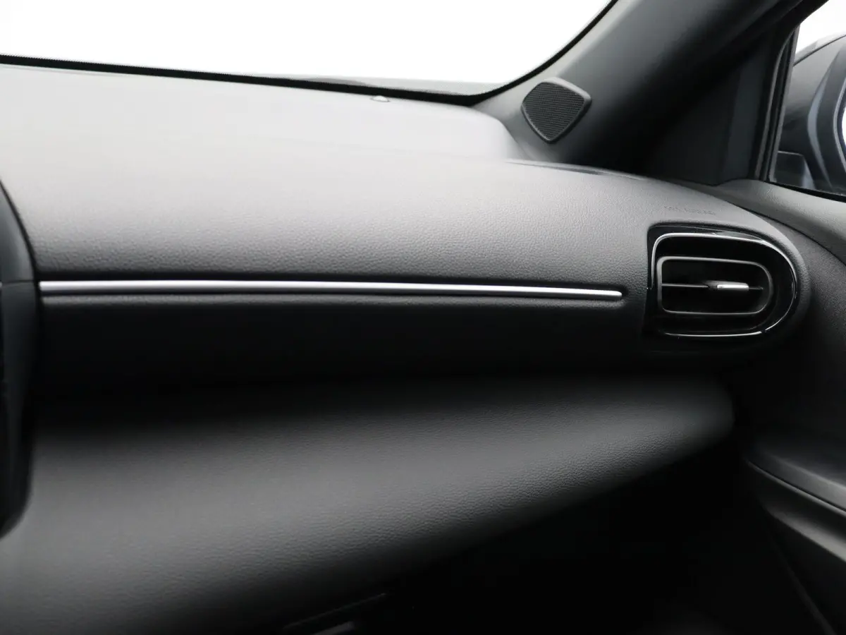 1.5 Hybrid 130 Dynamic | Stoelverwarming | Stuurwielverwarming | Apple Carplay & Android Auto |