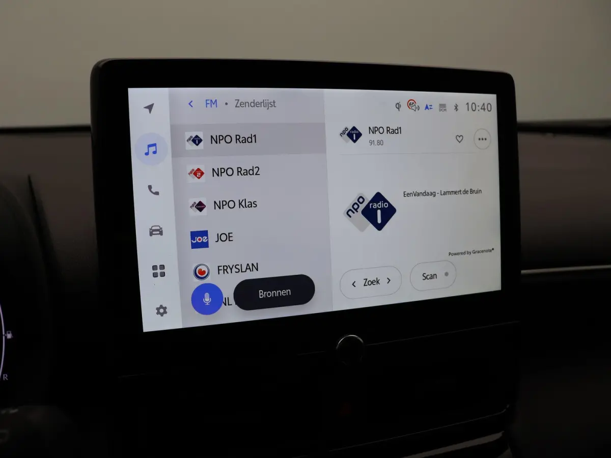 1.5 Hybrid 130 Dynamic | Stoelverwarming | Stuurwielverwarming | Apple Carplay & Android Auto |