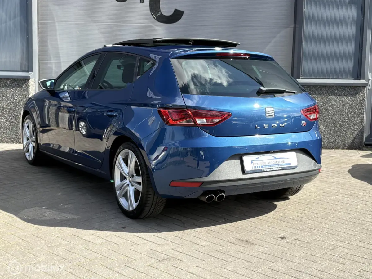 1.8 TSI FR Connect Panorma/Camera/Clima leuke auto