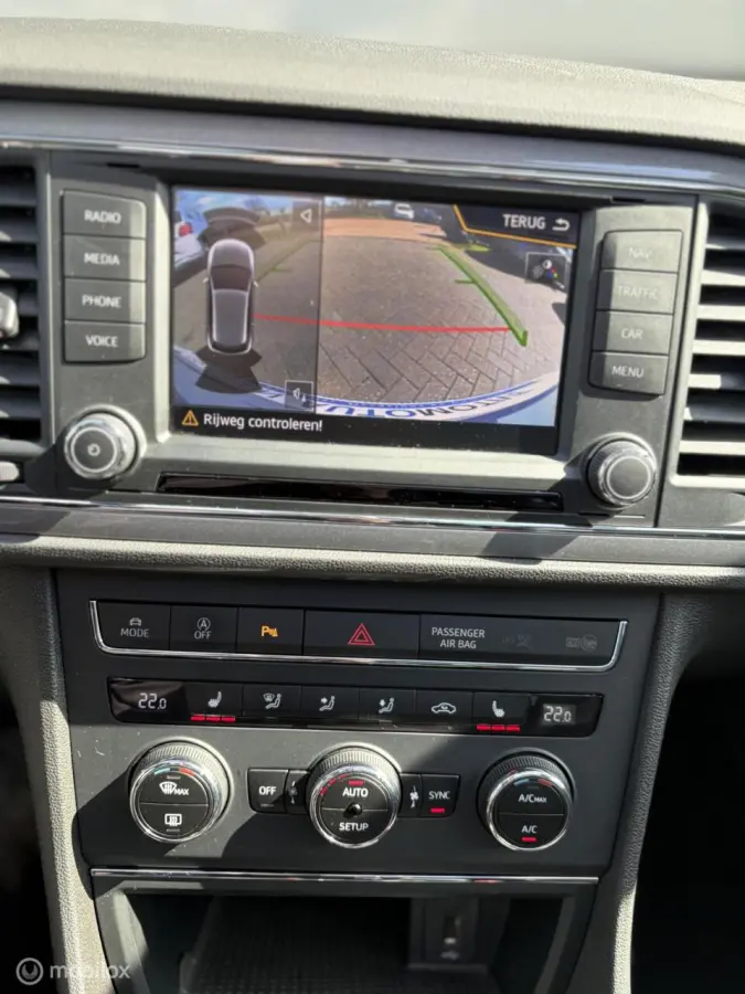1.8 TSI FR Connect Panorma/Camera/Clima leuke auto