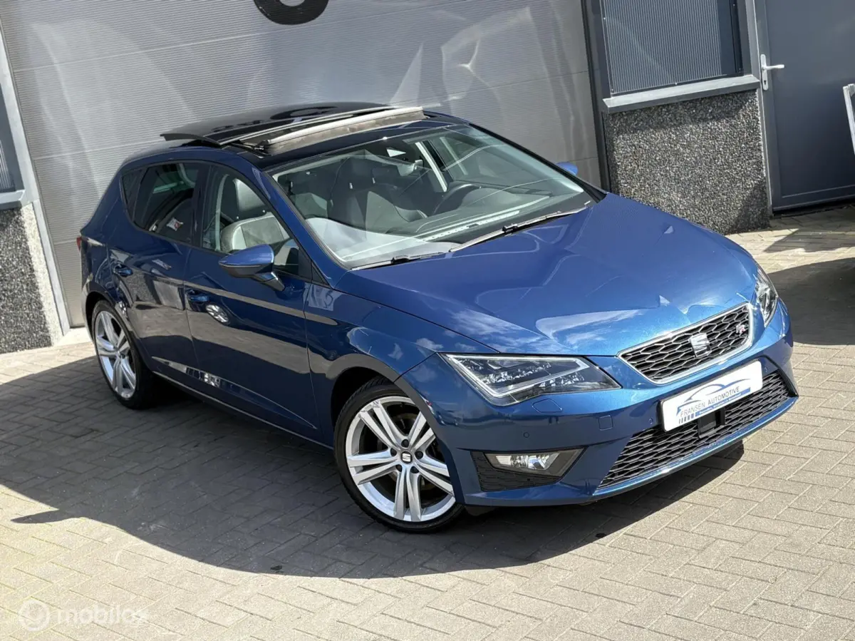 1.8 TSI FR Connect Panorma/Camera/Clima leuke auto