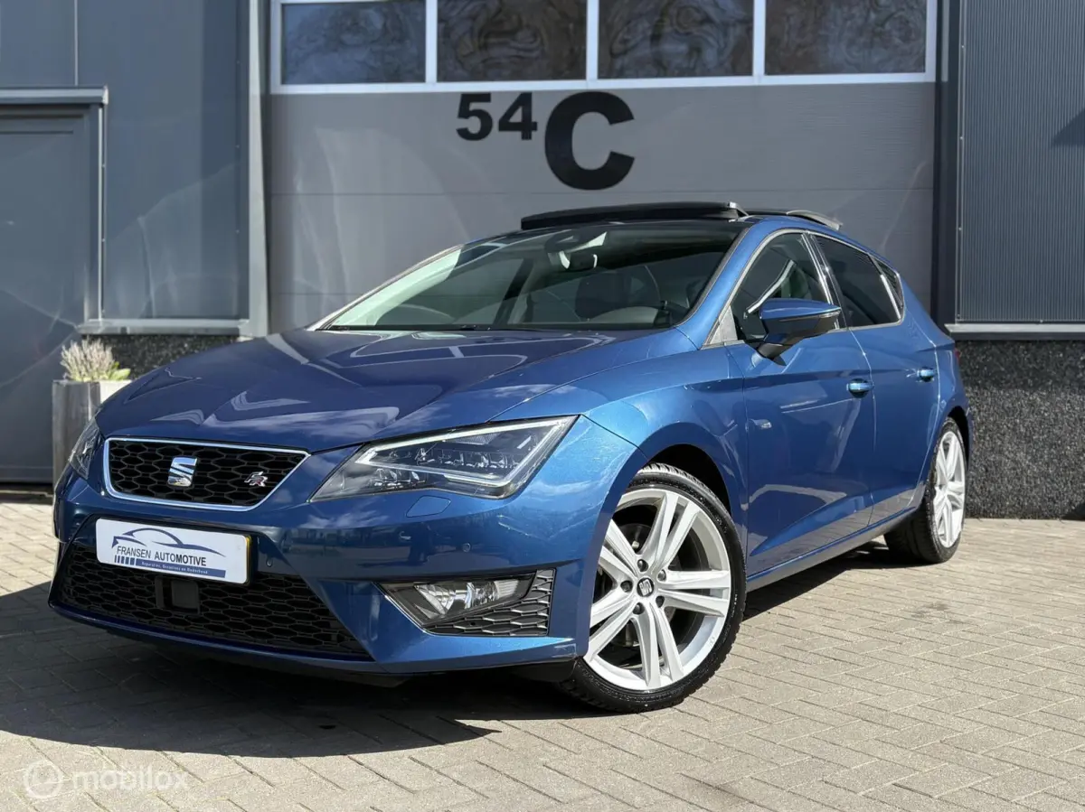 1.8 TSI FR Connect Panorma/Camera/Clima leuke auto