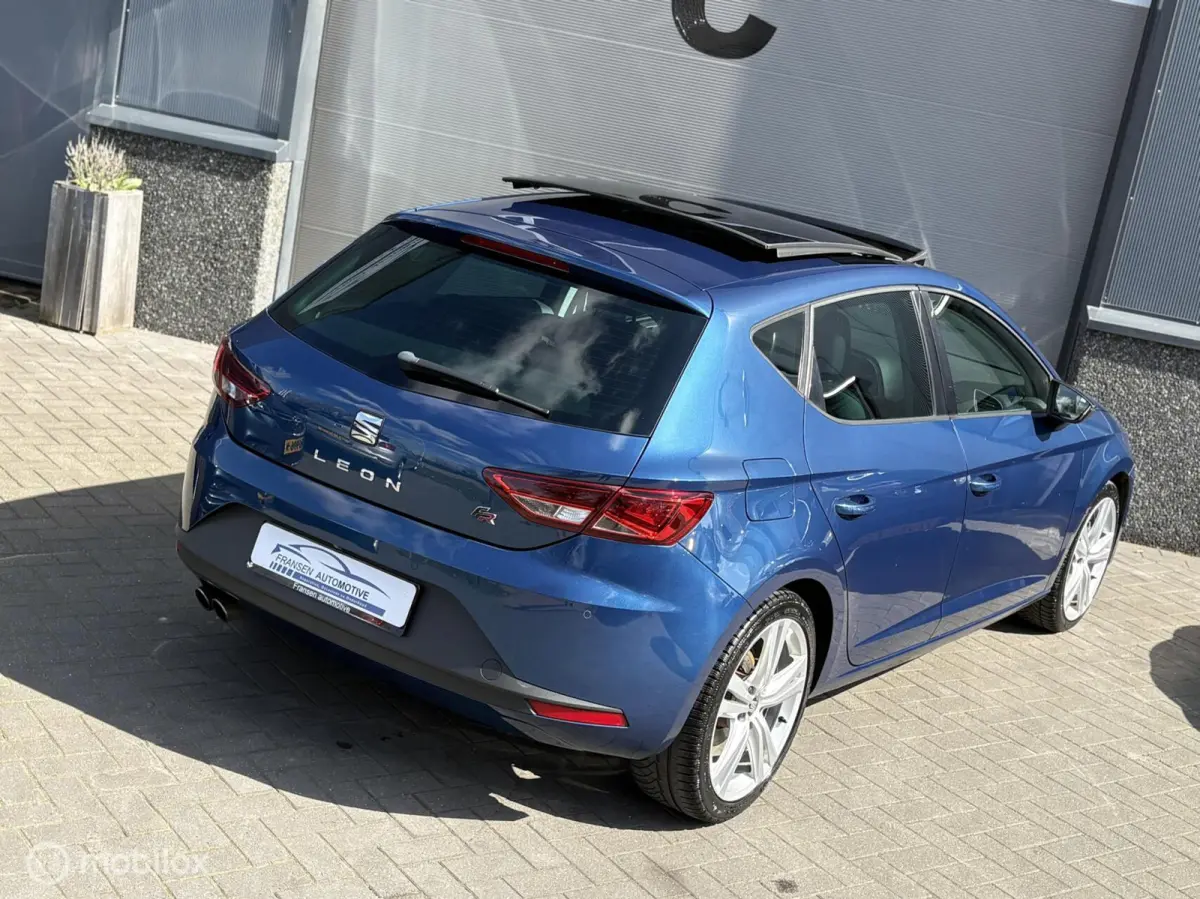 1.8 TSI FR Connect Panorma/Camera/Clima leuke auto