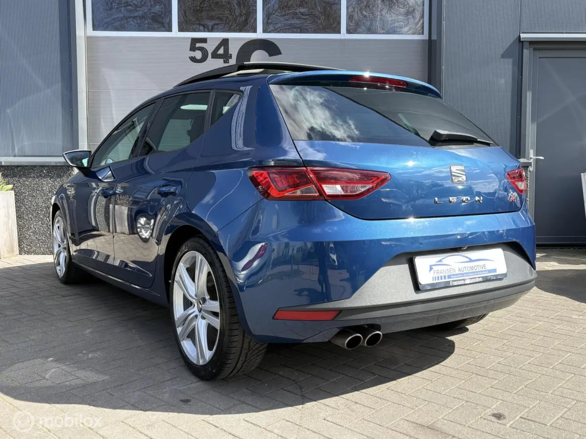 1.8 TSI FR Connect Panorma/Camera/Clima leuke auto