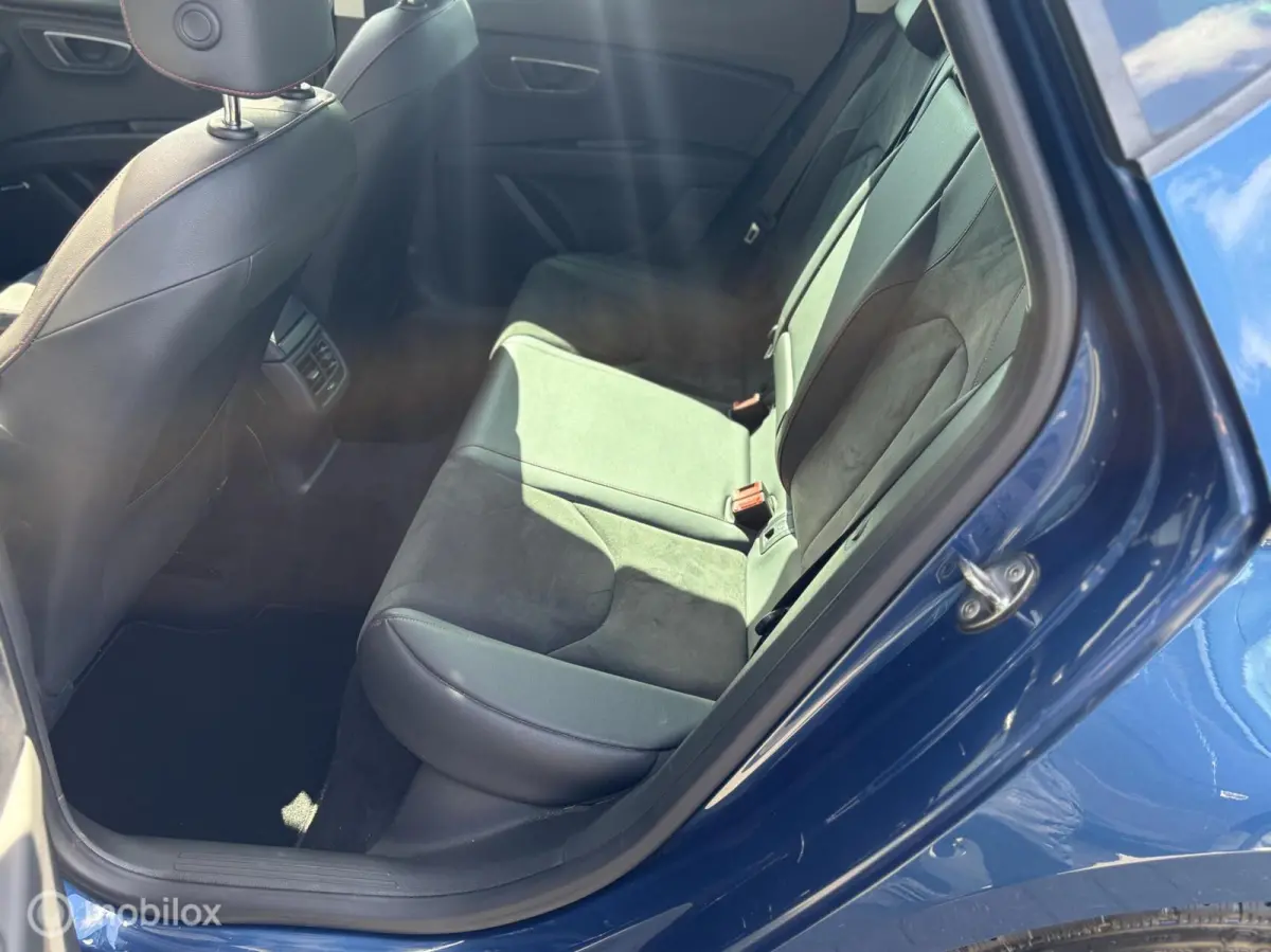 1.8 TSI FR Connect Panorma/Camera/Clima leuke auto
