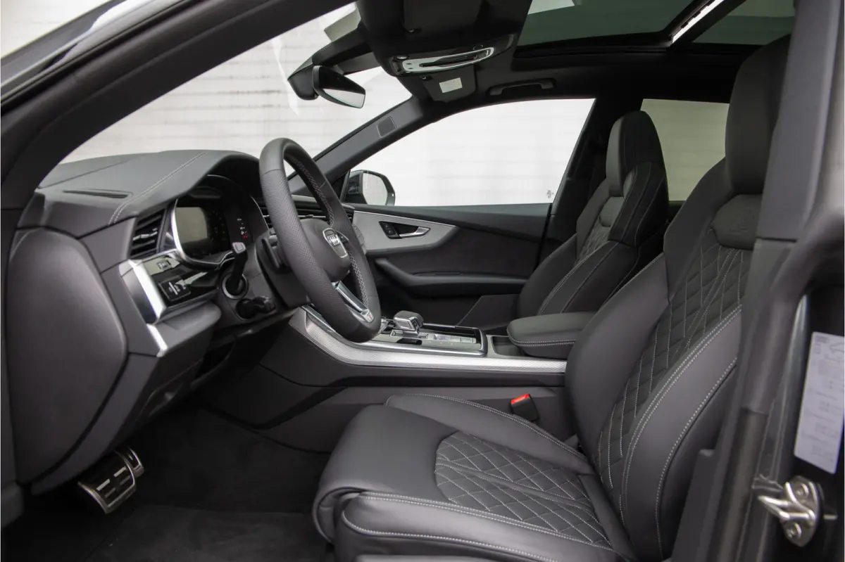 60 TFSI e quattro Competition Head-up, RS stoelen, Massage, Achterasbesturing, 23"
