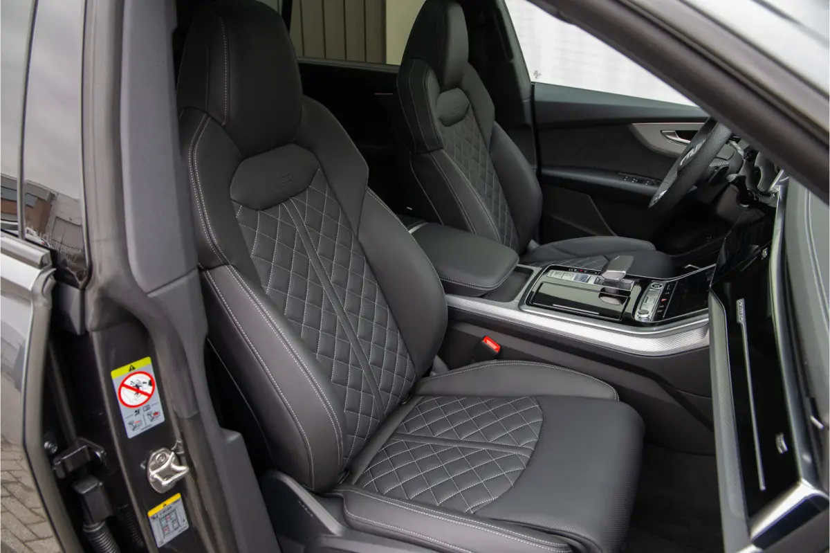60 TFSI e quattro Competition Head-up, RS stoelen, Massage, Achterasbesturing, 23"