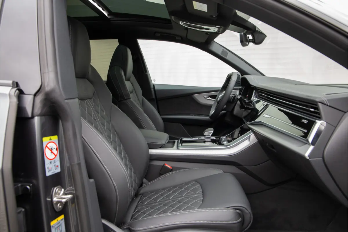 60 TFSI e quattro Competition Head-up, RS stoelen, Massage, Achterasbesturing, 23"