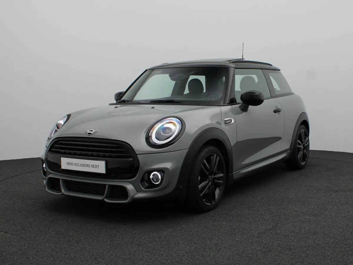 Cooper Dalston Edition + John Cooper Works Uitvoering + Serious Business + Panoramadak + Harman Kardon + 17''