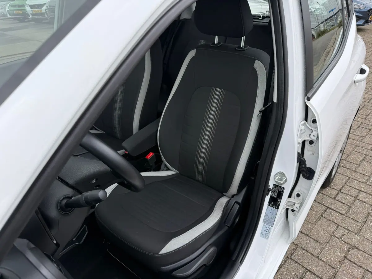 1.0 Comfort Smart 5-zits, Navi, Airco, dealer auto, INC BTW