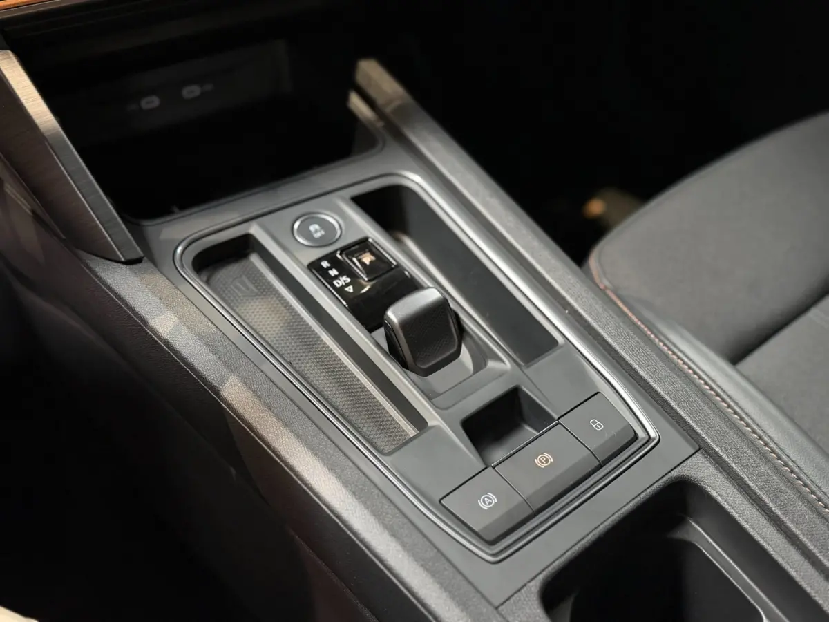 1.4 e-Hybrid VZ Performance|Pano|Camera|Matrix