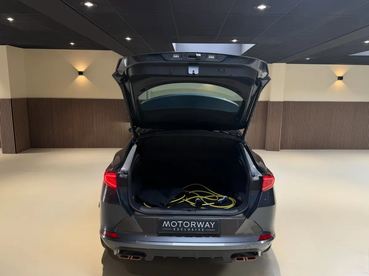 1.4 e-Hybrid VZ Performance|Pano|Camera|Matrix