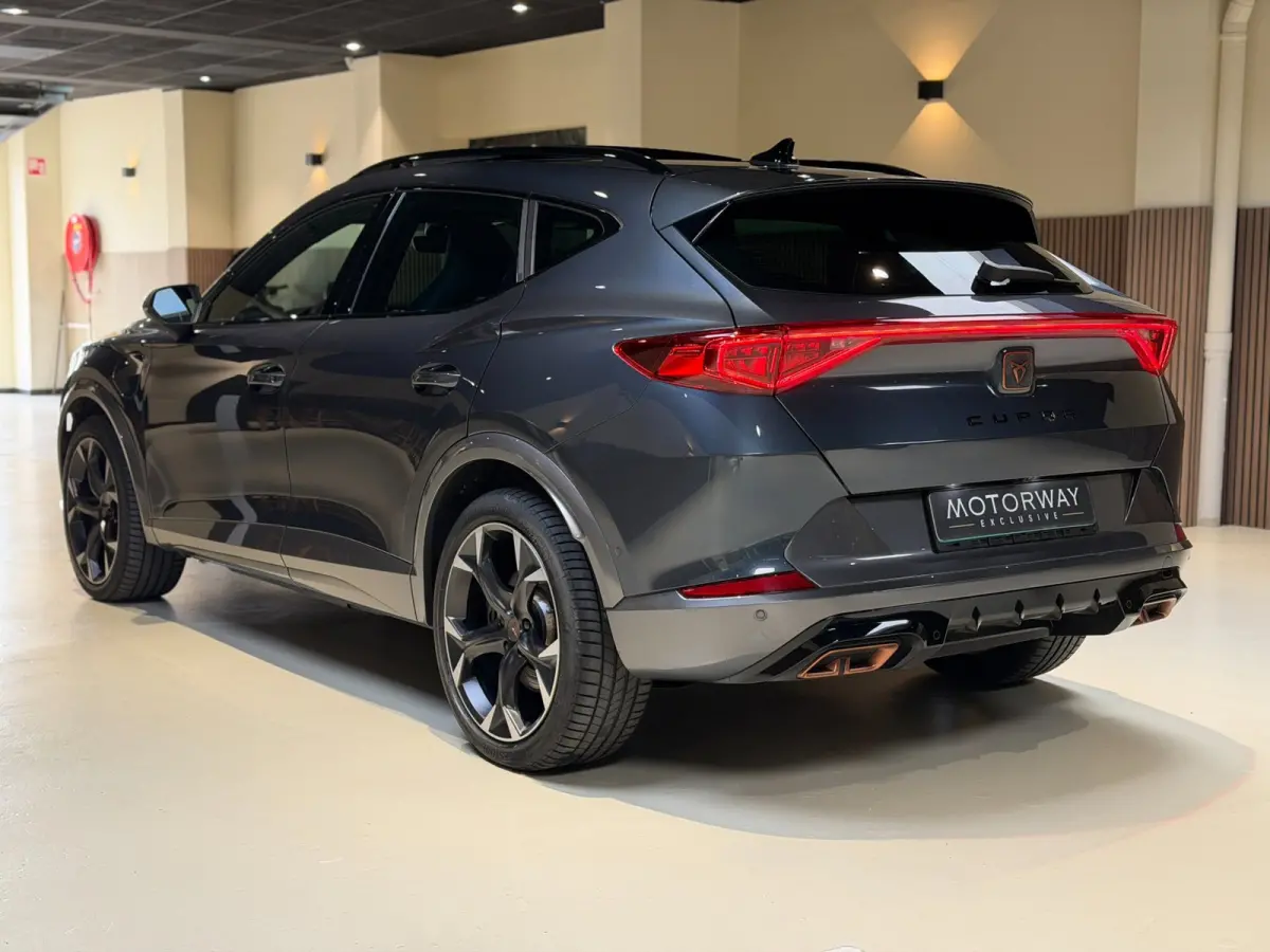 1.4 e-Hybrid VZ Performance|Pano|Camera|Matrix