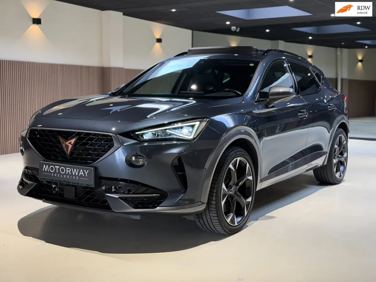 1.4 e-Hybrid VZ Performance|Pano|Camera|Matrix