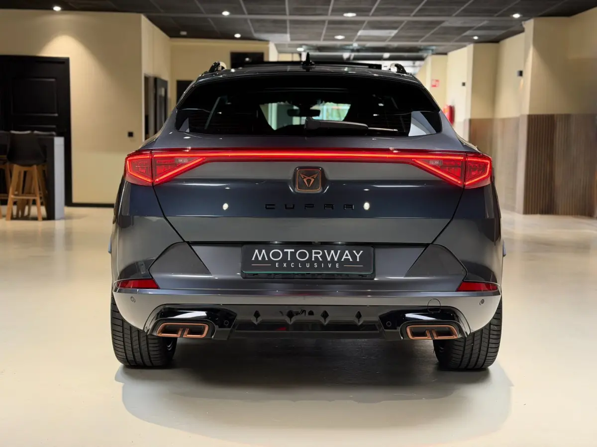 1.4 e-Hybrid VZ Performance|Pano|Camera|Matrix