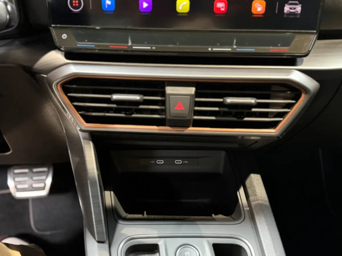 1.4 e-Hybrid VZ Performance|Pano|Camera|Matrix