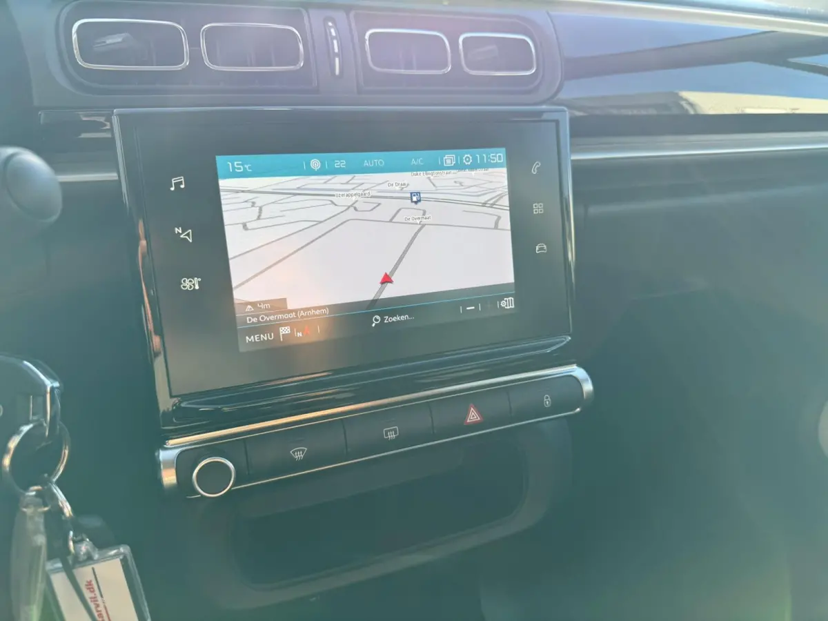 1.2 PureTech Feel, Facelift, Navi, Dealer auto