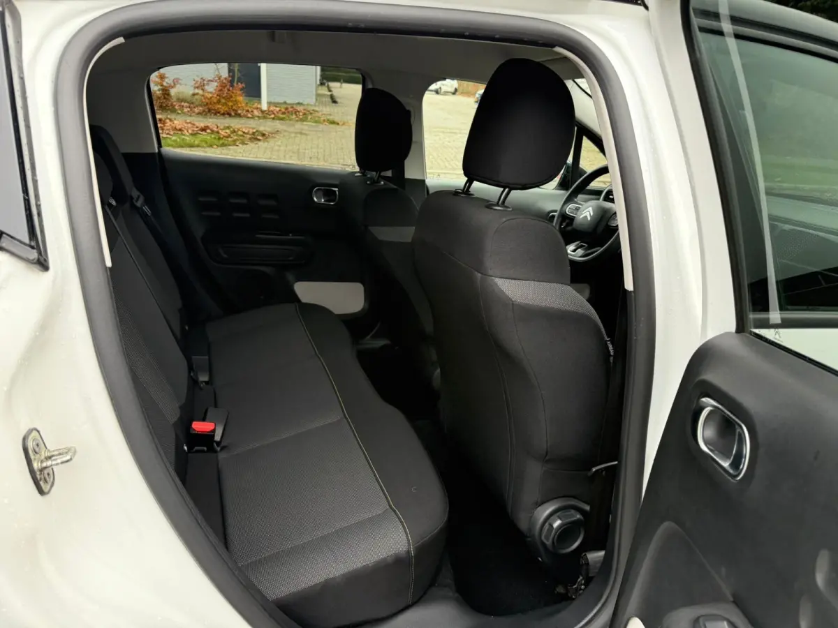 1.2 PureTech Feel, Facelift, Navi, Dealer auto
