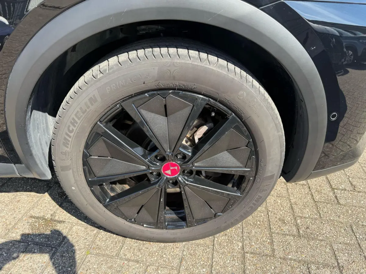 E-Tense 225 Performance Line, Navi, Dealer auto, Camera, Alcantara, Stoel verwarming, 1ste eigenaar