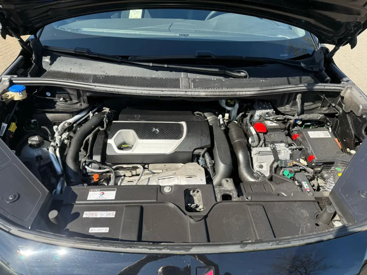 E-Tense 225 Performance Line, Navi, Dealer auto, Camera, Alcantara, Stoel verwarming, 1ste eigenaar
