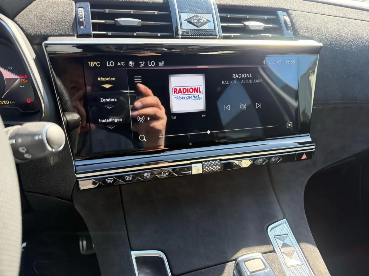 E-Tense 225 Performance Line, Navi, Dealer auto, Camera, Alcantara, Stoel verwarming, 1ste eigenaar