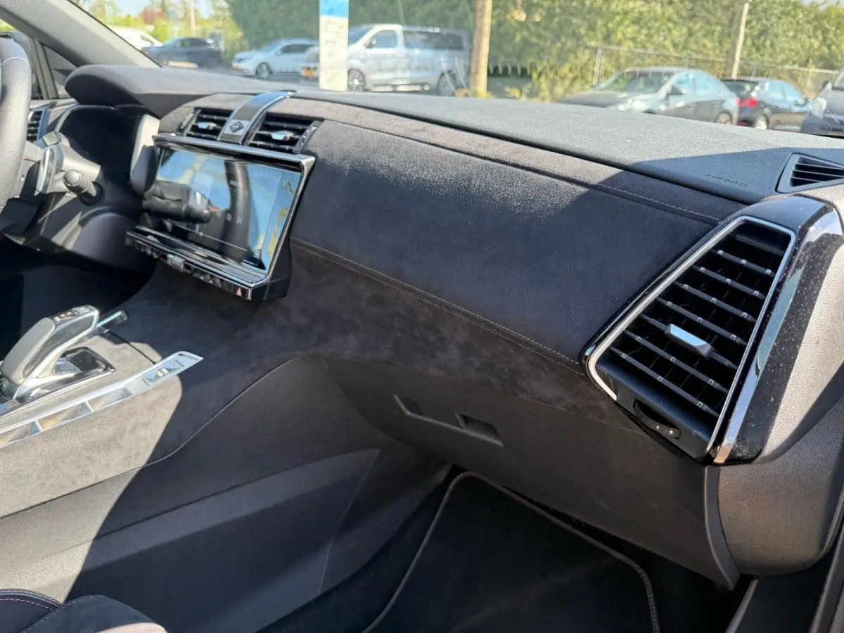 E-Tense 225 Performance Line, Navi, Dealer auto, Camera, Alcantara, Stoel verwarming, 1ste eigenaar