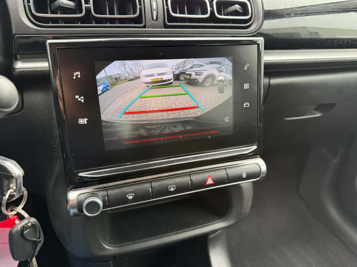 1.2 PureTech Feel, Facelift, Navi, Dealer auto