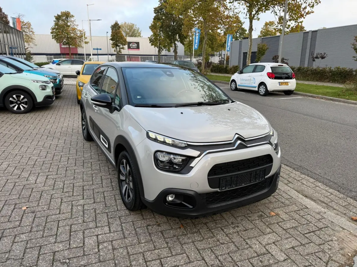 1.2 PureTech Feel, Facelift, Navi, Dealer auto