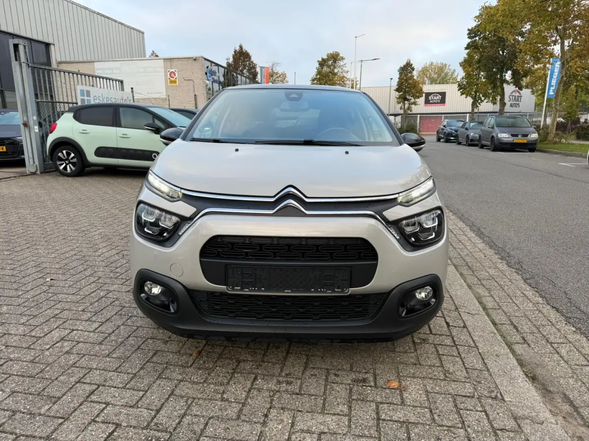 1.2 PureTech Feel, Facelift, Navi, Dealer auto