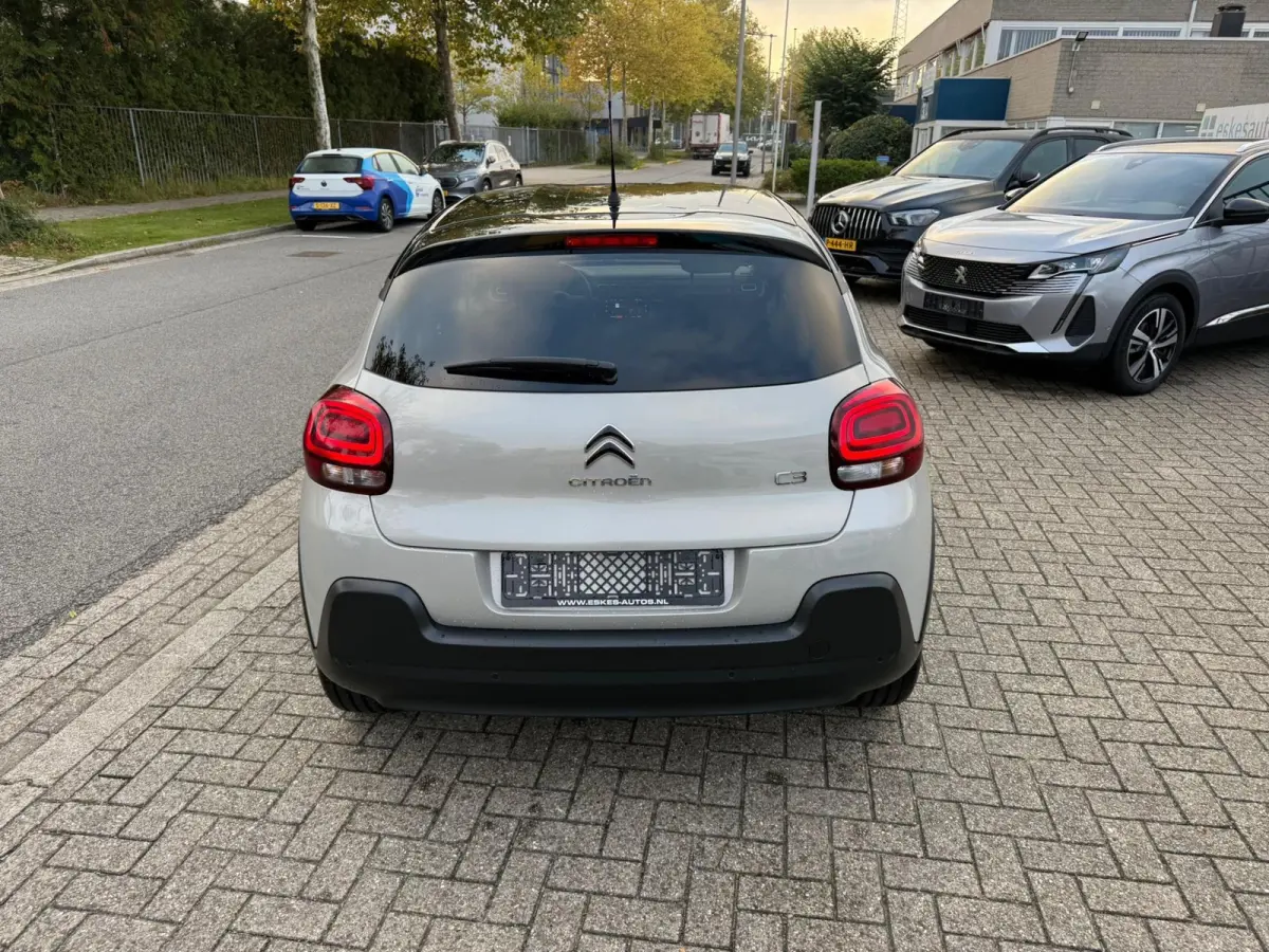 1.2 PureTech Feel, Facelift, Navi, Dealer auto