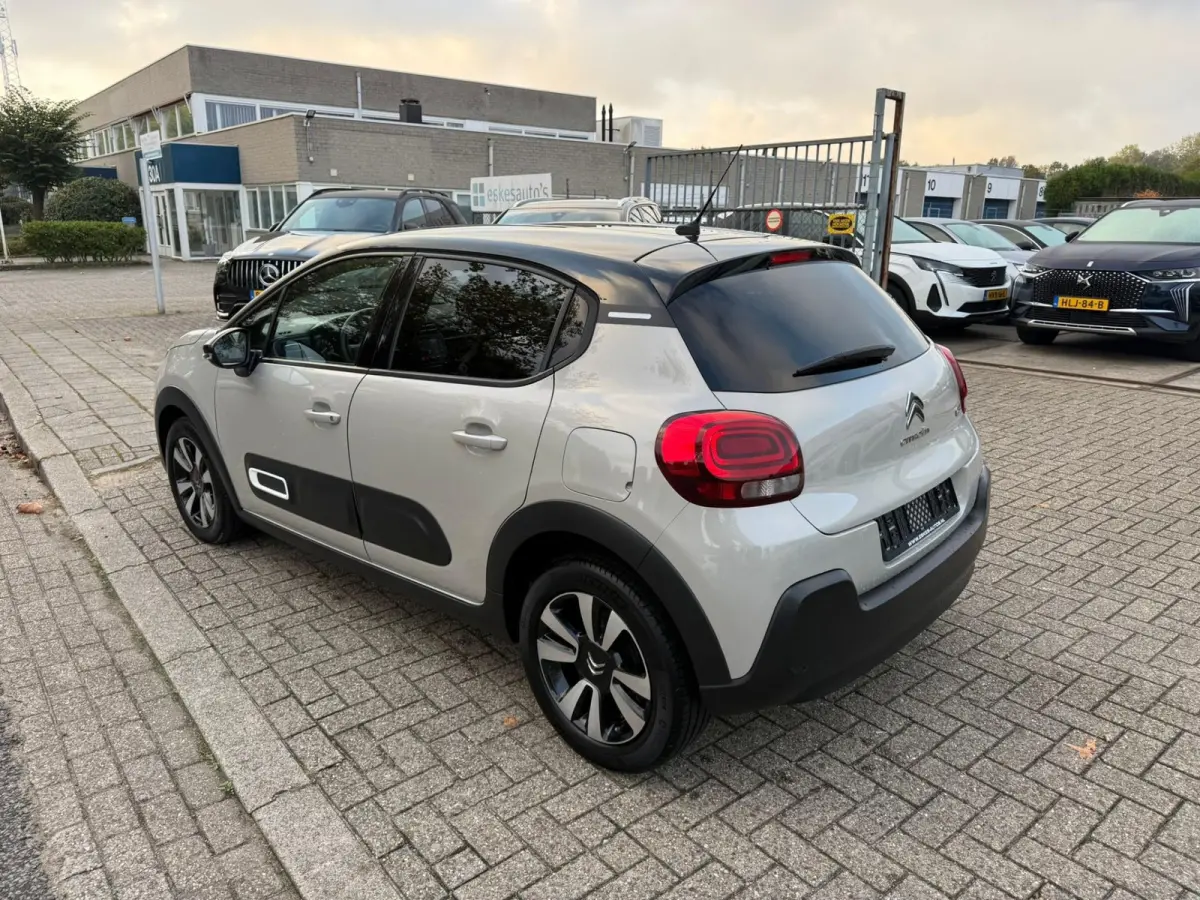 1.2 PureTech Feel, Facelift, Navi, Dealer auto