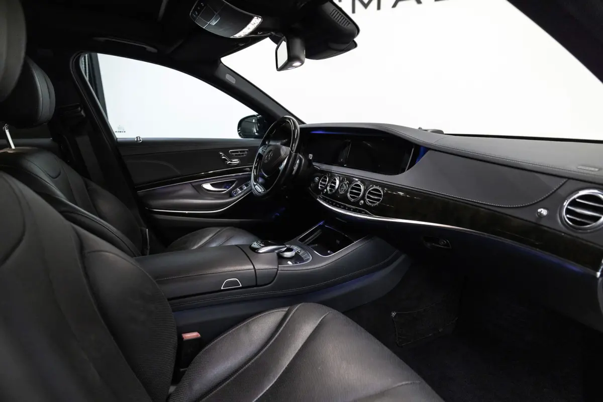 400 HYBRID Btw auto, (€ 32.190,08 Ex B.T.W) DEALER AUTO AANBIEDING