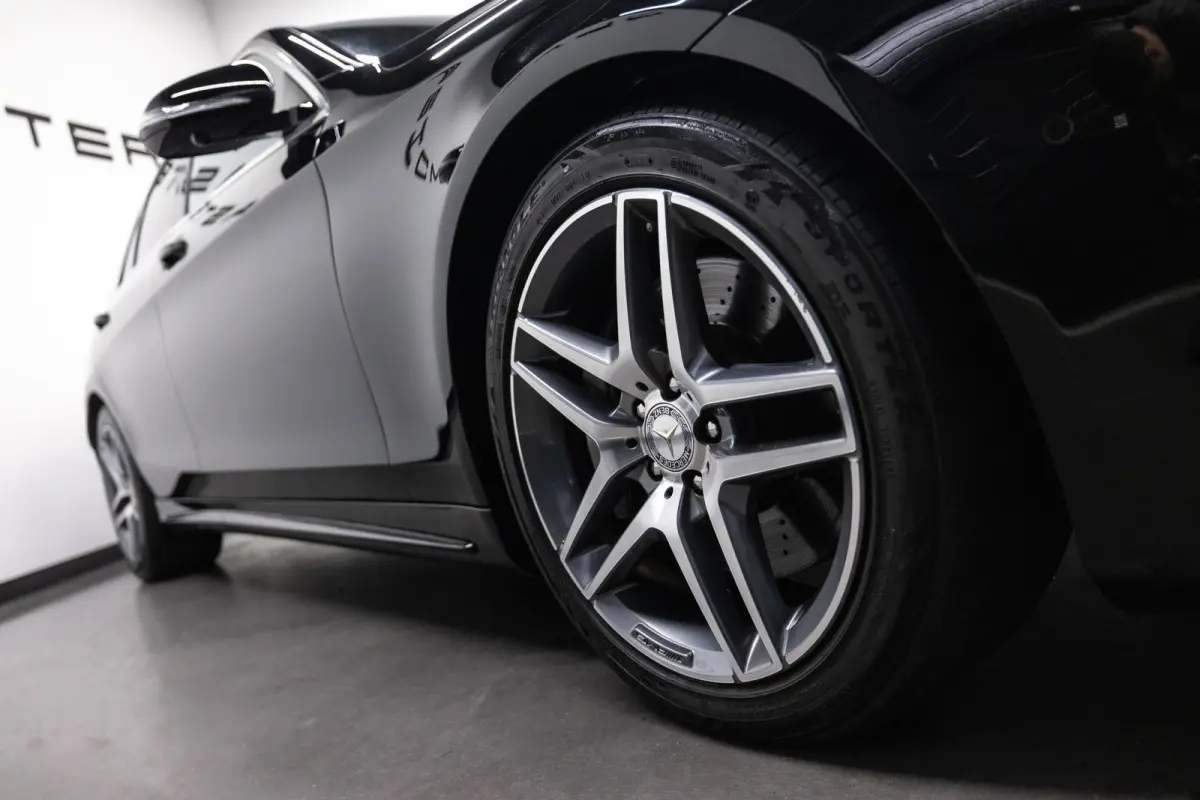 400 HYBRID Btw auto, (€ 32.190,08 Ex B.T.W) DEALER AUTO AANBIEDING