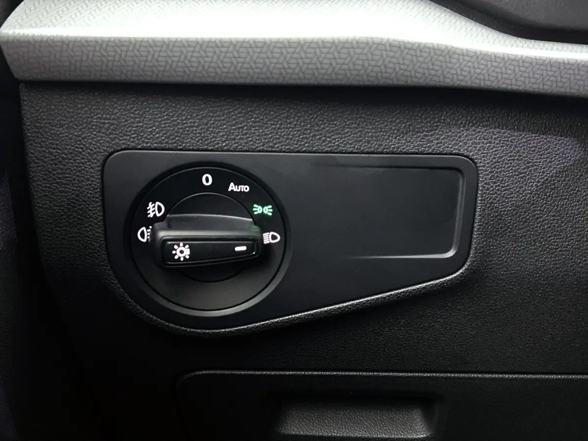 1.5 TSI Style Business Intense | 7 PERSOONS | AUTOMAAT | CAMERA | NAVIGATIE | DRAADLOOS TELEFOONLADER | APPLE CARPLAY | VIRTUAL COCKPIT