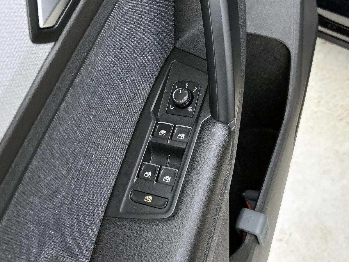 1.5 TSI Style Business Intense | 7 PERSOONS | AUTOMAAT | CAMERA | NAVIGATIE | DRAADLOOS TELEFOONLADER | APPLE CARPLAY | VIRTUAL COCKPIT