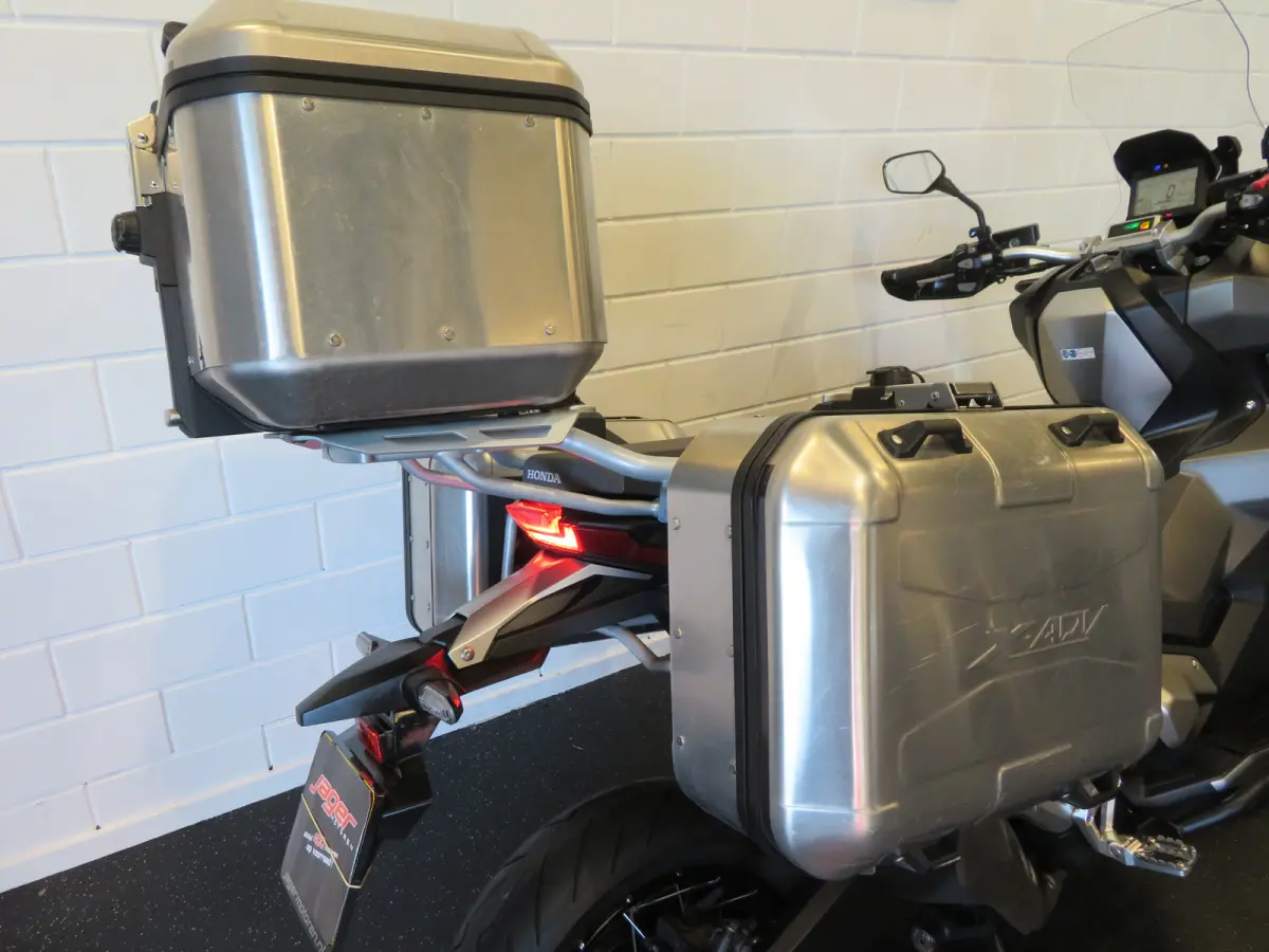 X-ADV 750 ABS DCT NIEUWSTAAT!!