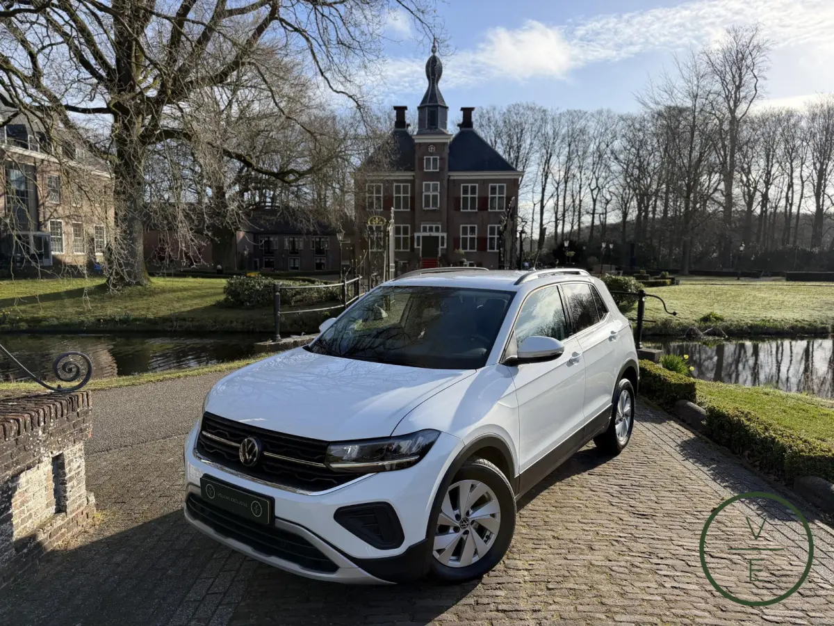 1.0 TSI Life Edition | Clima | Adaptive Cruise Virtual Dashboard |