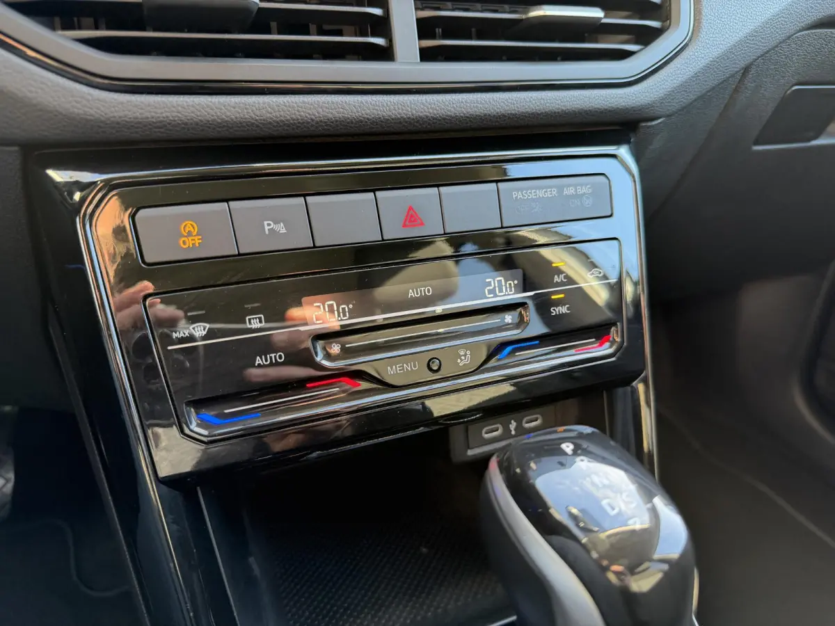 1.0 TSI Life Edition | Clima | Adaptive Cruise Virtual Dashboard |