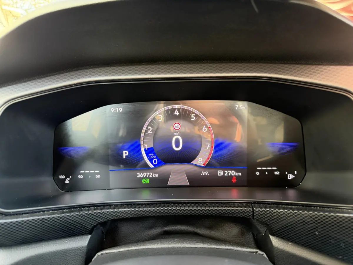 1.0 TSI Life Edition | Clima | Adaptive Cruise Virtual Dashboard |