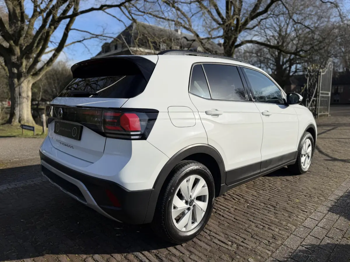 1.0 TSI Life Edition | Clima | Adaptive Cruise Virtual Dashboard |