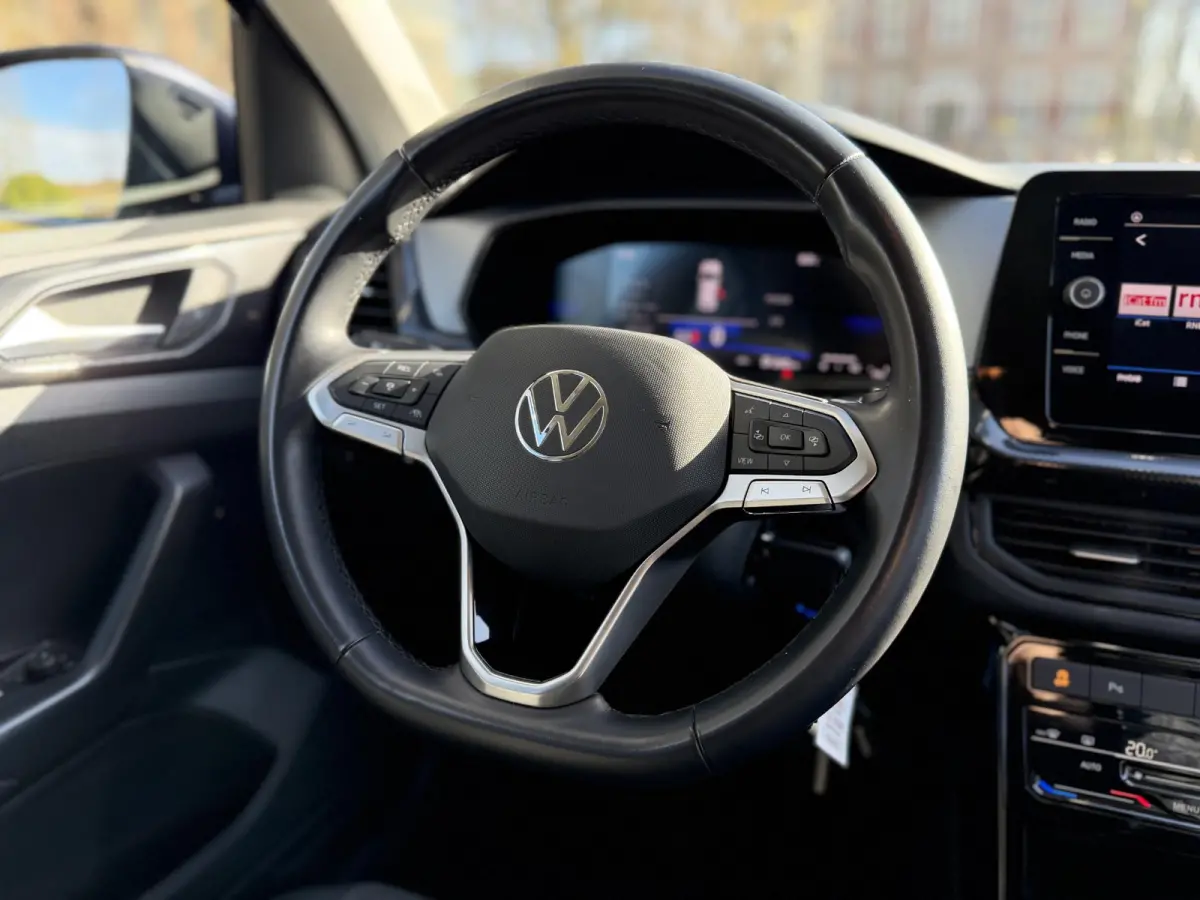 1.0 TSI Life Edition | Clima | Adaptive | Virtual Dashboard |